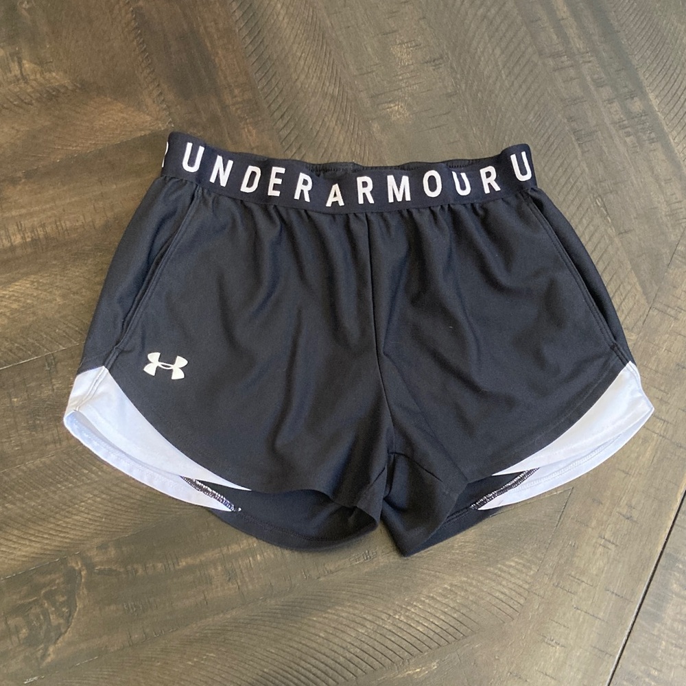 Under Armour Women's Black and White Athletic Shorts